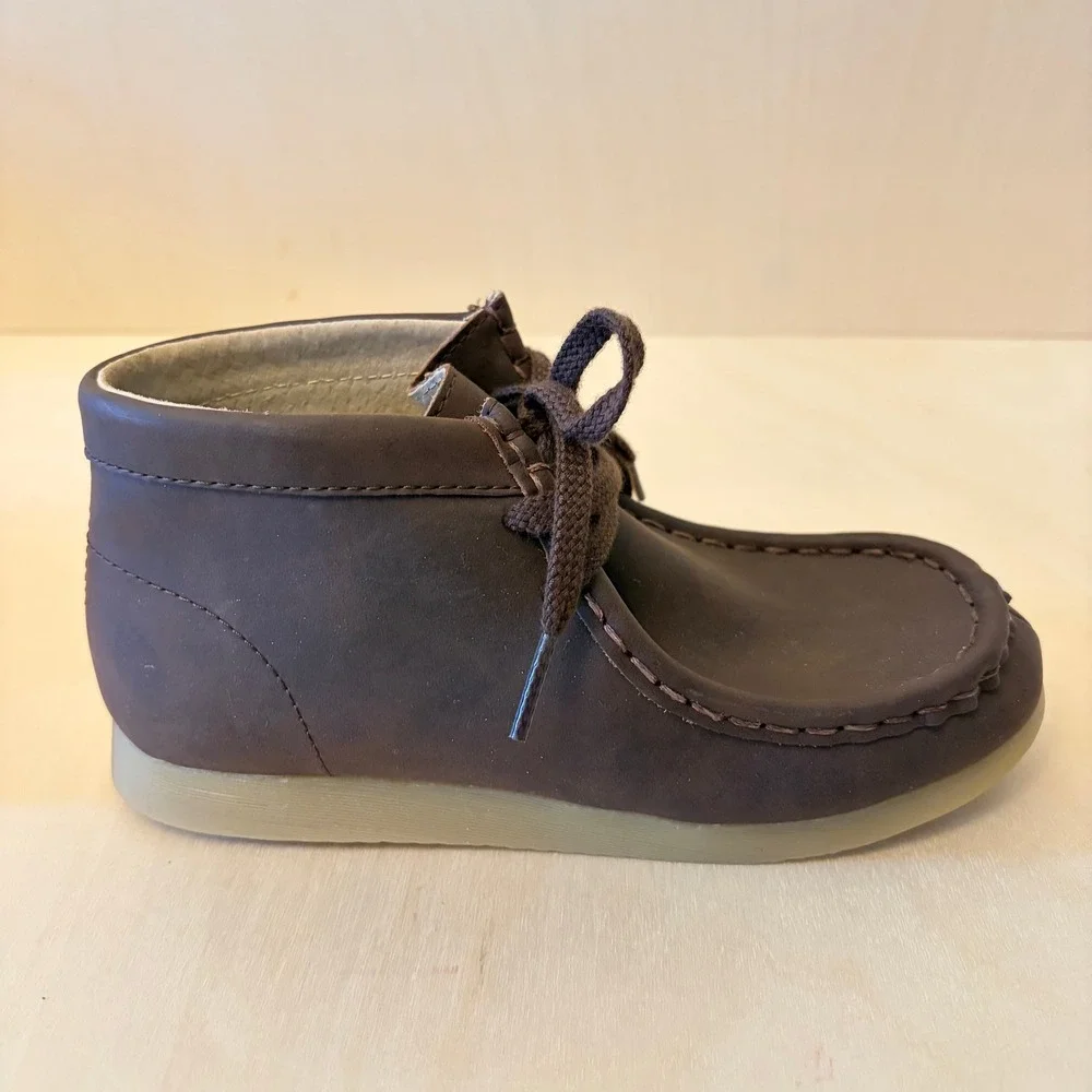 Footmates Wally 9105 Boots Boys 1 Brown Oiled Leather Chukka Moccasin NEW